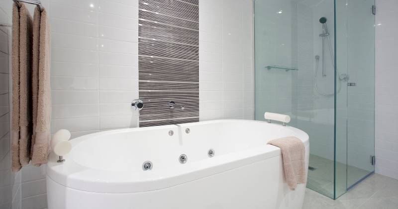 Réparation douches et baignoires Artisan Plombier Lausanne